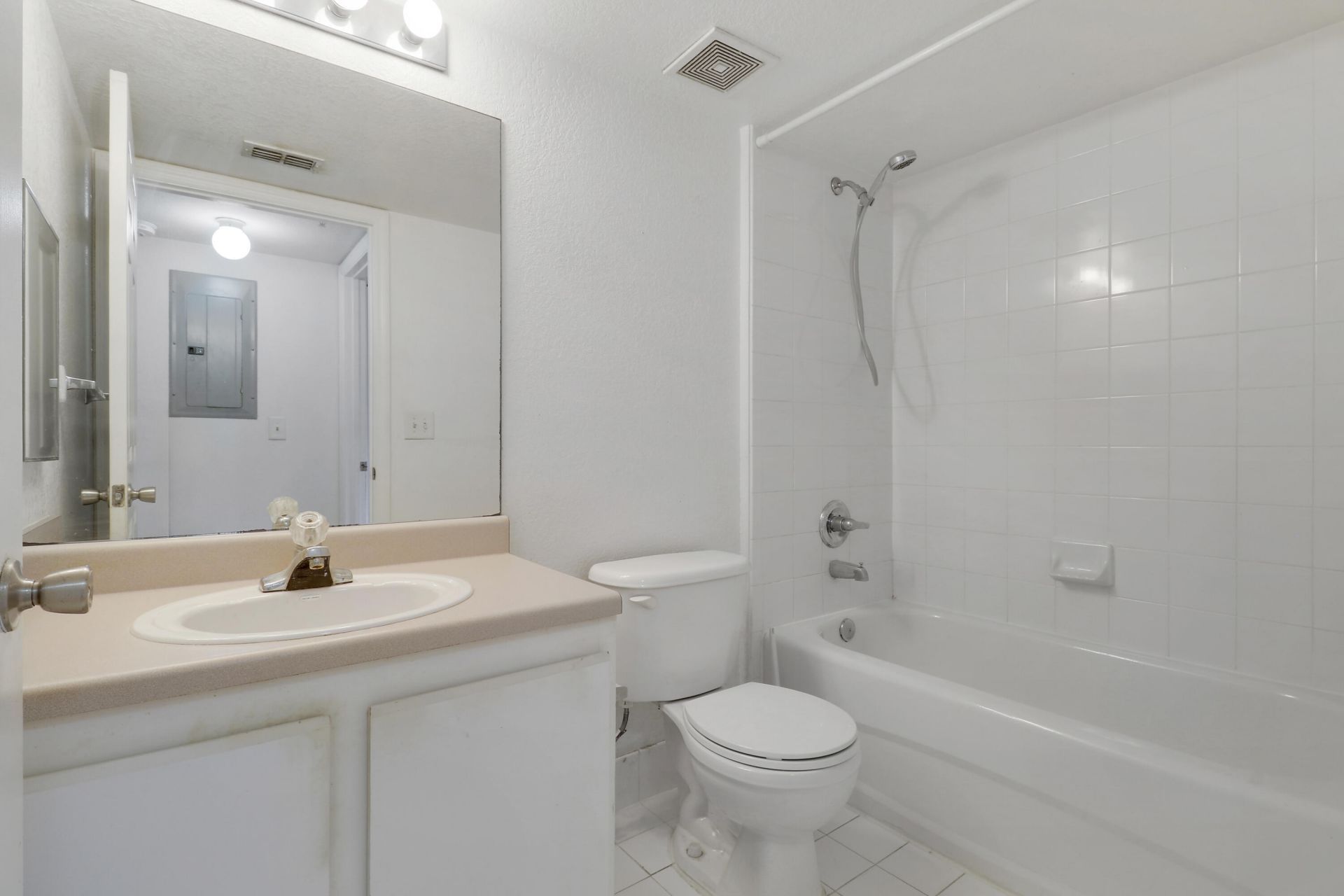 181 SW Palm Drive, Unit 103, Port Saint Lucie, FL 34986 Photo