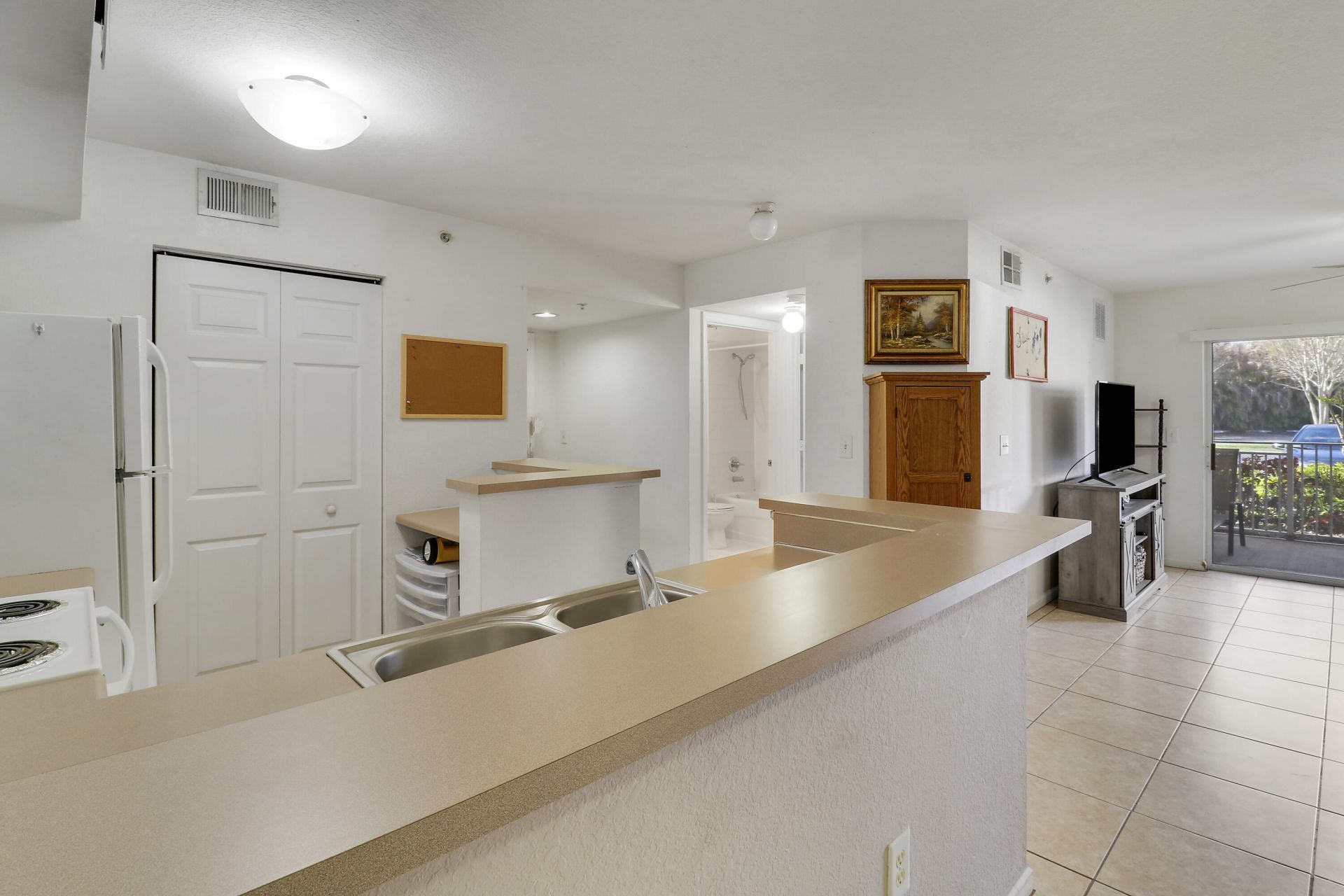 181 SW Palm Drive, Unit 103, Port Saint Lucie, FL 34986 Photo