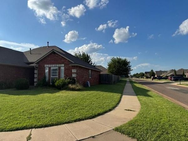 2301 N NW 151 ST Street, Edmond, OK 73013