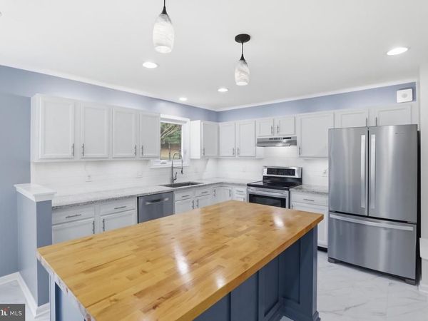 1205 FAIRWAY DRIVE, WESTMINSTER, MD 21158