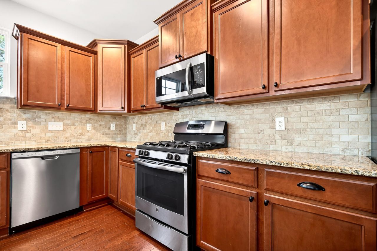 570 Rosings Drive Photo 12