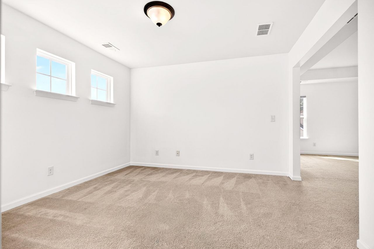 570 Rosings Drive Photo 23