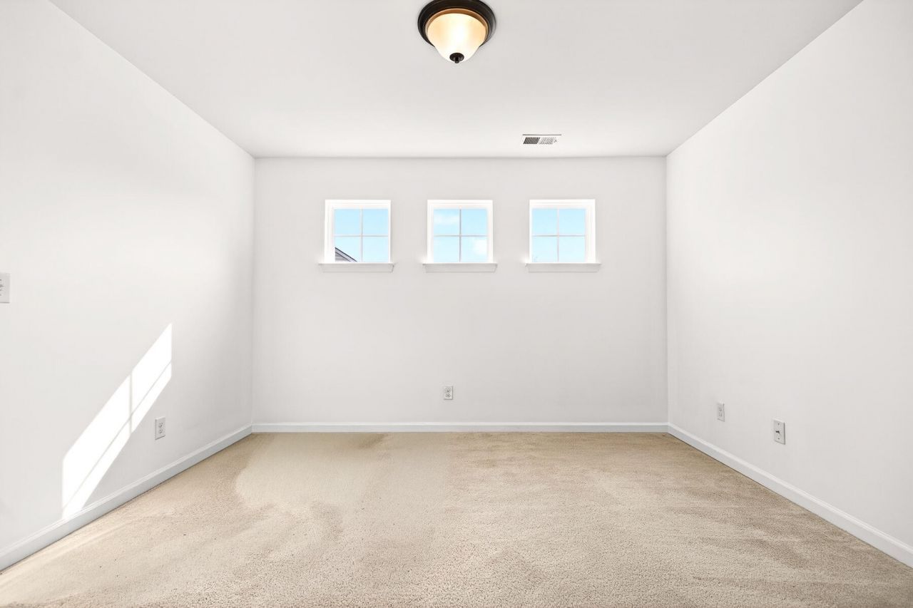 570 Rosings Drive Photo 24