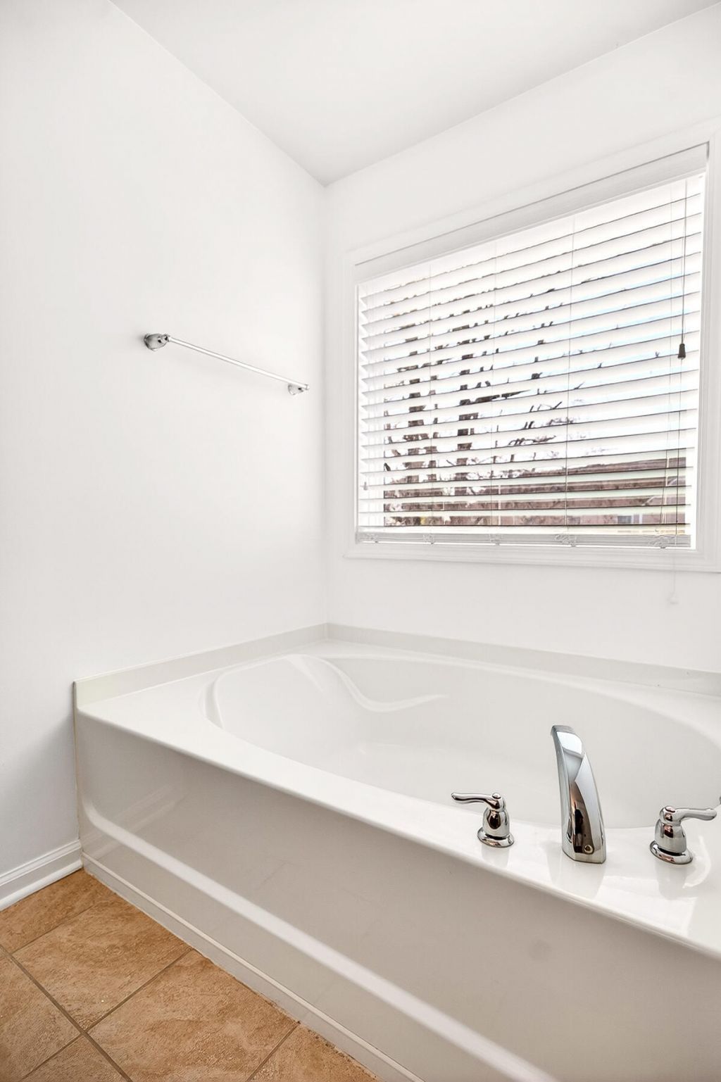 570 Rosings Drive Photo 26