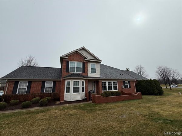 21629 Knights Lane, Brownstown Twp, MI 48183