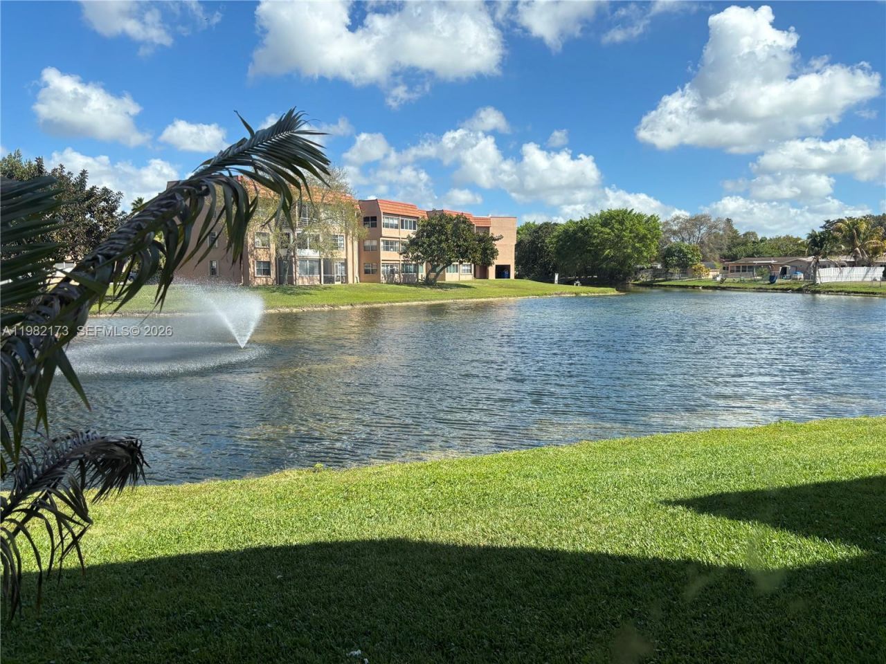 9900 Sunrise Lakes Blvd, Unit 107, Sunrise, FL 33322 Photo