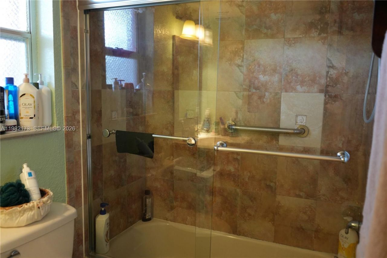 9900 Sunrise Lakes Blvd, Unit 107, Sunrise, FL 33322 Photo