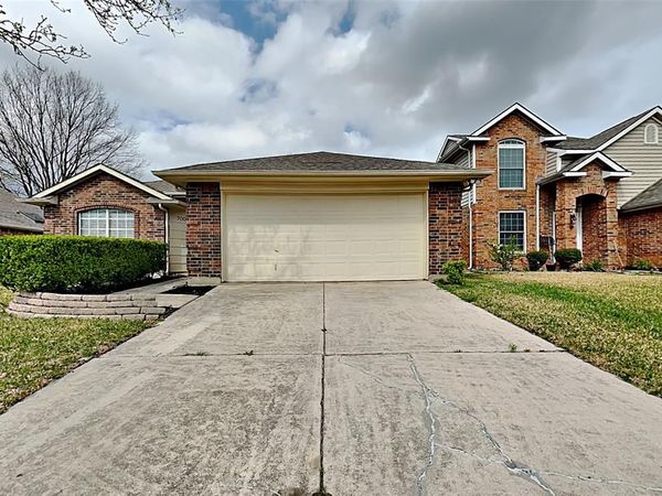 700 Teakwood Drive, Flower Mound, TX 75028