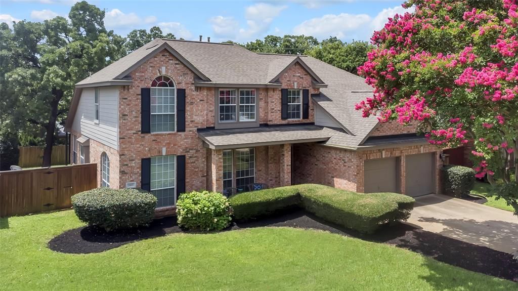 2807 Stonehurst Drive, Grapevine, TX 76051 Main Photo