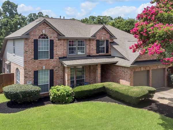 2807 Stonehurst Drive, Grapevine, TX 76051