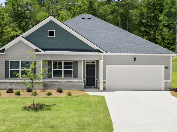 801 Pelham Way, Locust Grove, GA 30248