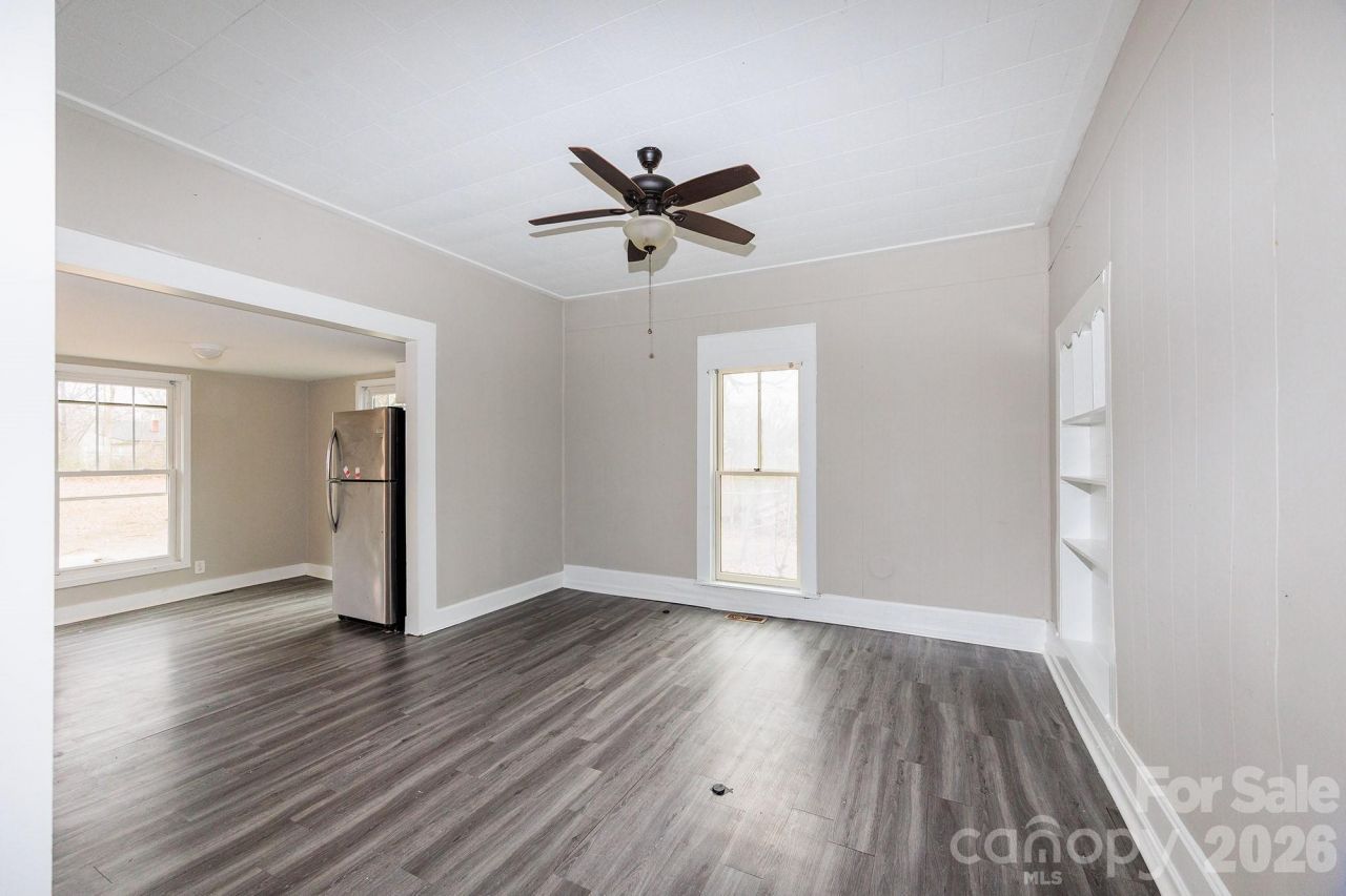 1209 Wilson W Lee Boulevard , Statesville, NC 28677 Main Photo