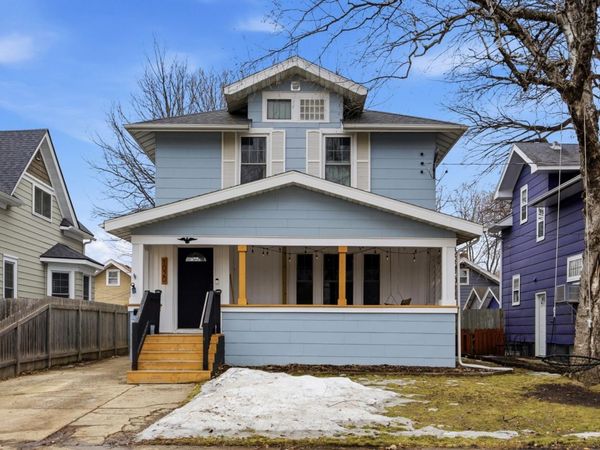 1020 6th Street S, Fargo, ND 58103