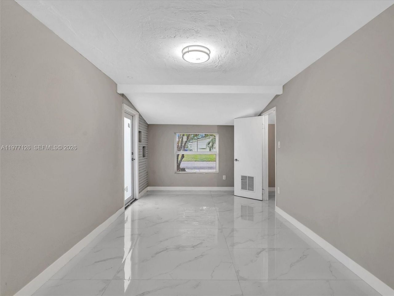 6800 Raleigh St , Hollywood, FL 33024 Photo