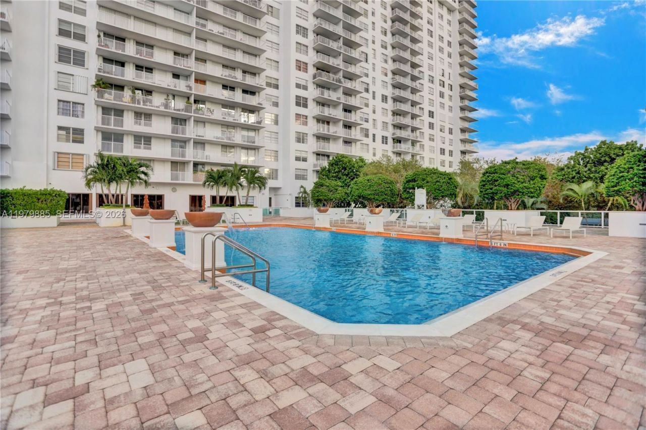2801 NE 183rd St, Unit 507W, Aventura, FL 33160 Photo