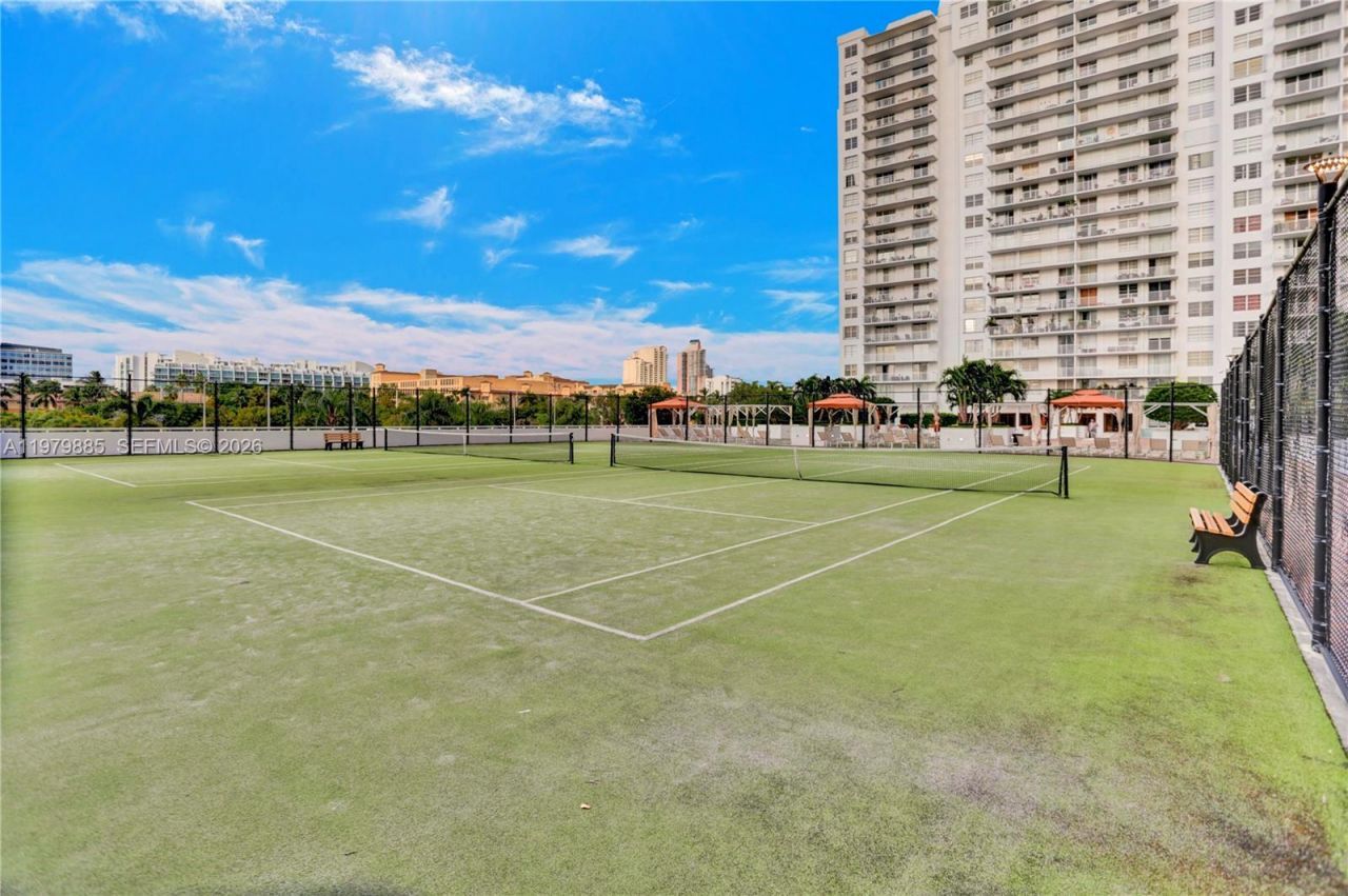 2801 NE 183rd St, Unit 507W, Aventura, FL 33160 Photo