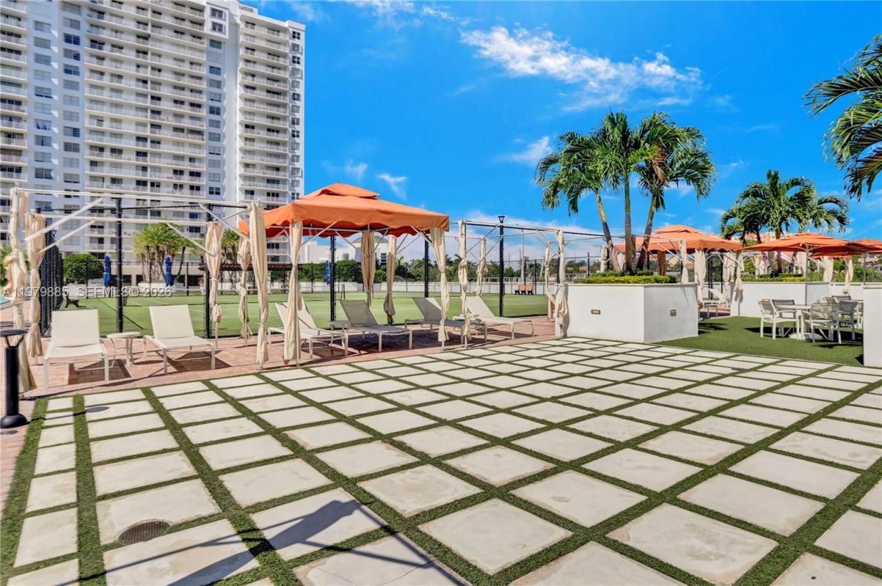 2801 NE 183rd St, Unit 507W, Aventura, FL 33160 Photo