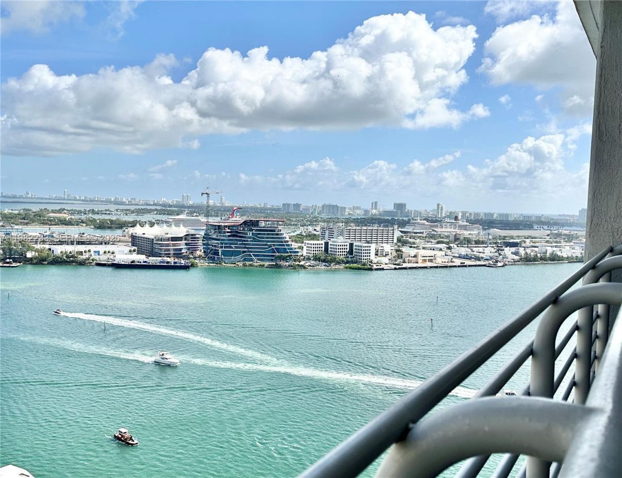 335 S Biscayne Blvd, Unit 2702, Miami, FL 33131 Photo