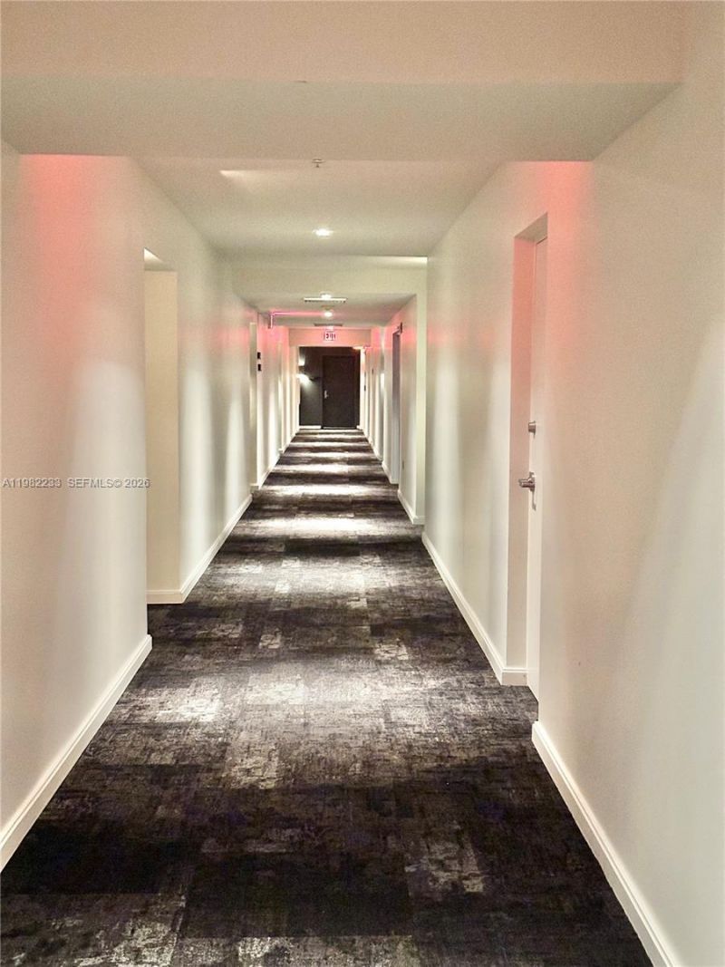 335 S Biscayne Blvd , Unit 2702, Miami, FL 33131 Photo