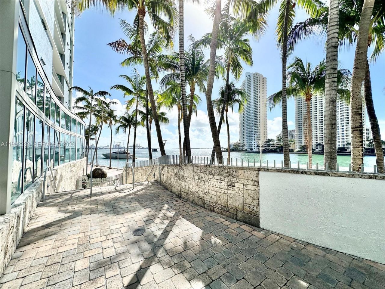 335 S Biscayne Blvd , Unit 2702, Miami, FL 33131 Photo