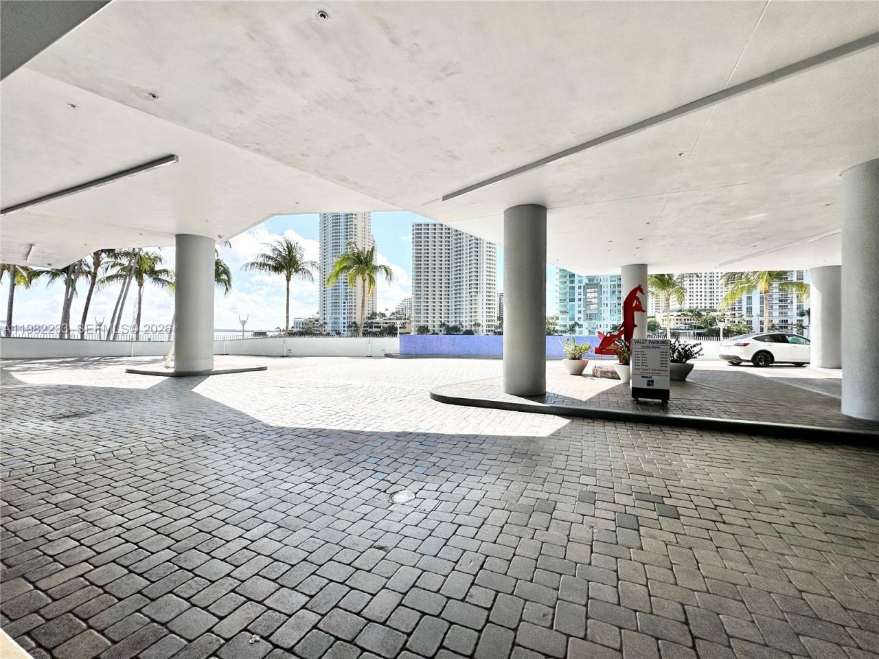 335 S Biscayne Blvd , Unit 2702, Miami, FL 33131 Photo
