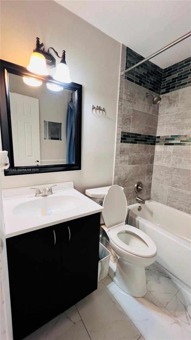 581 SW Banks Ter , Port Saint Lucie, FL 34953 Photo