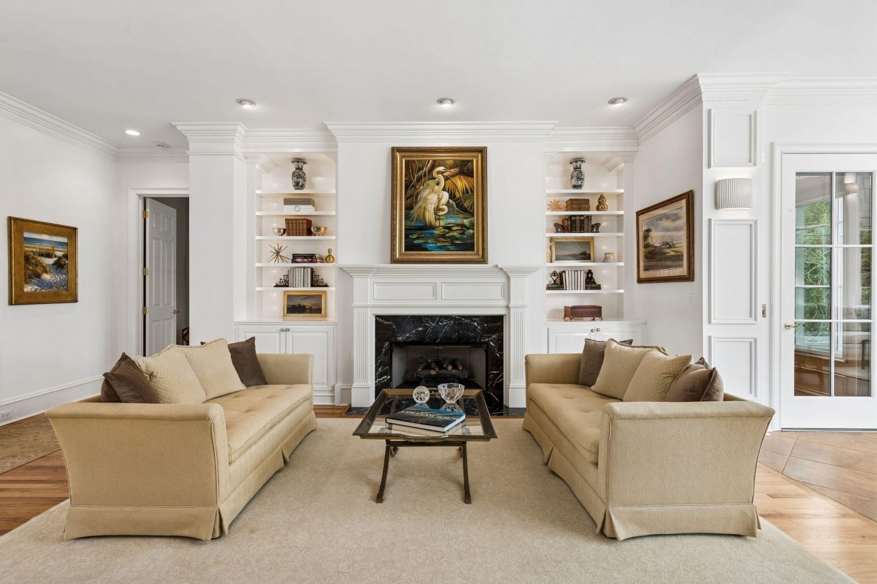 1663 Omni Boulevard Photo 11