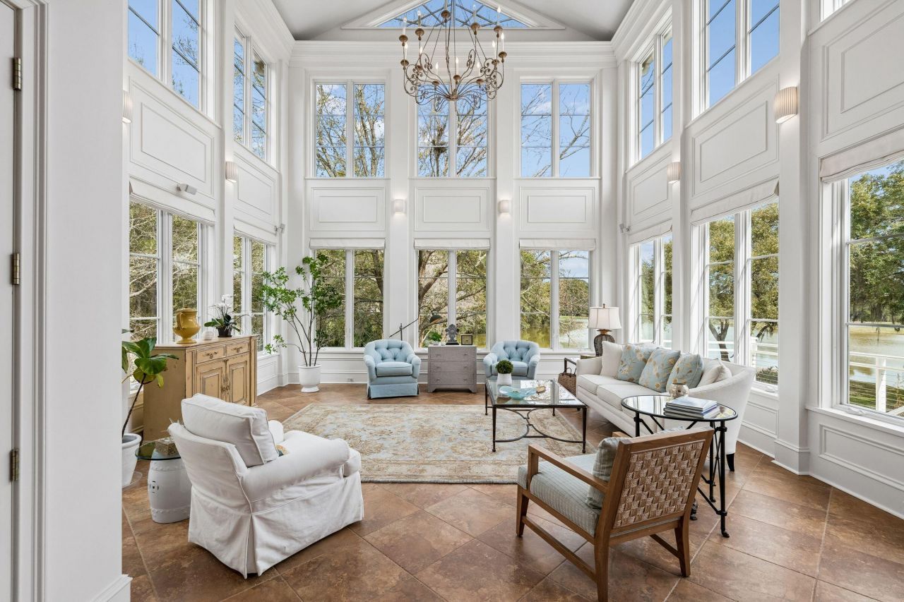 1663 Omni Boulevard Photo 13