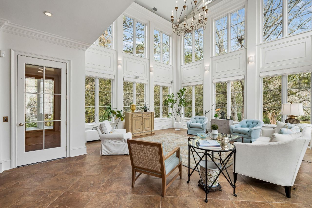 1663 Omni Boulevard Photo 18