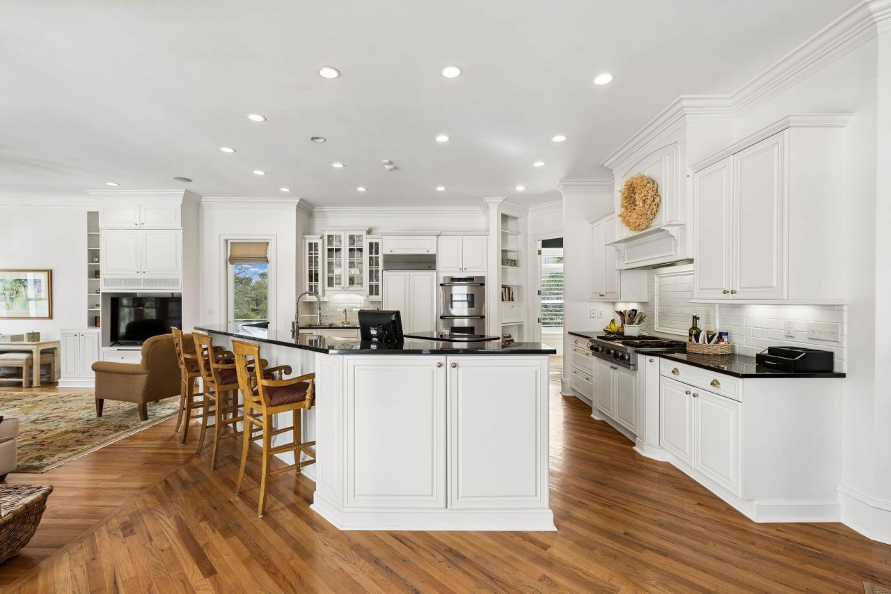 1663 Omni Boulevard Photo 25