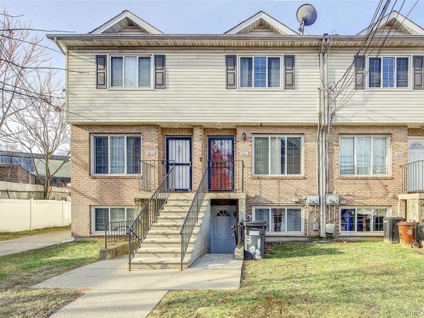 3102 Richmond Terrace , Staten Island, NY 10303
