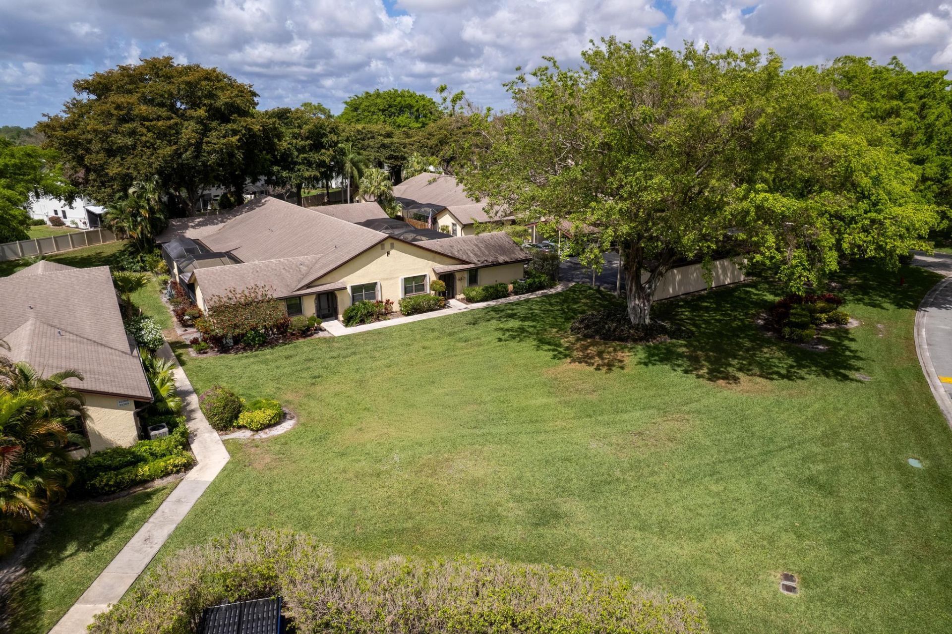 23351 Bar Lake Drive, Unit 33, Boca Raton, FL 33433 Photo