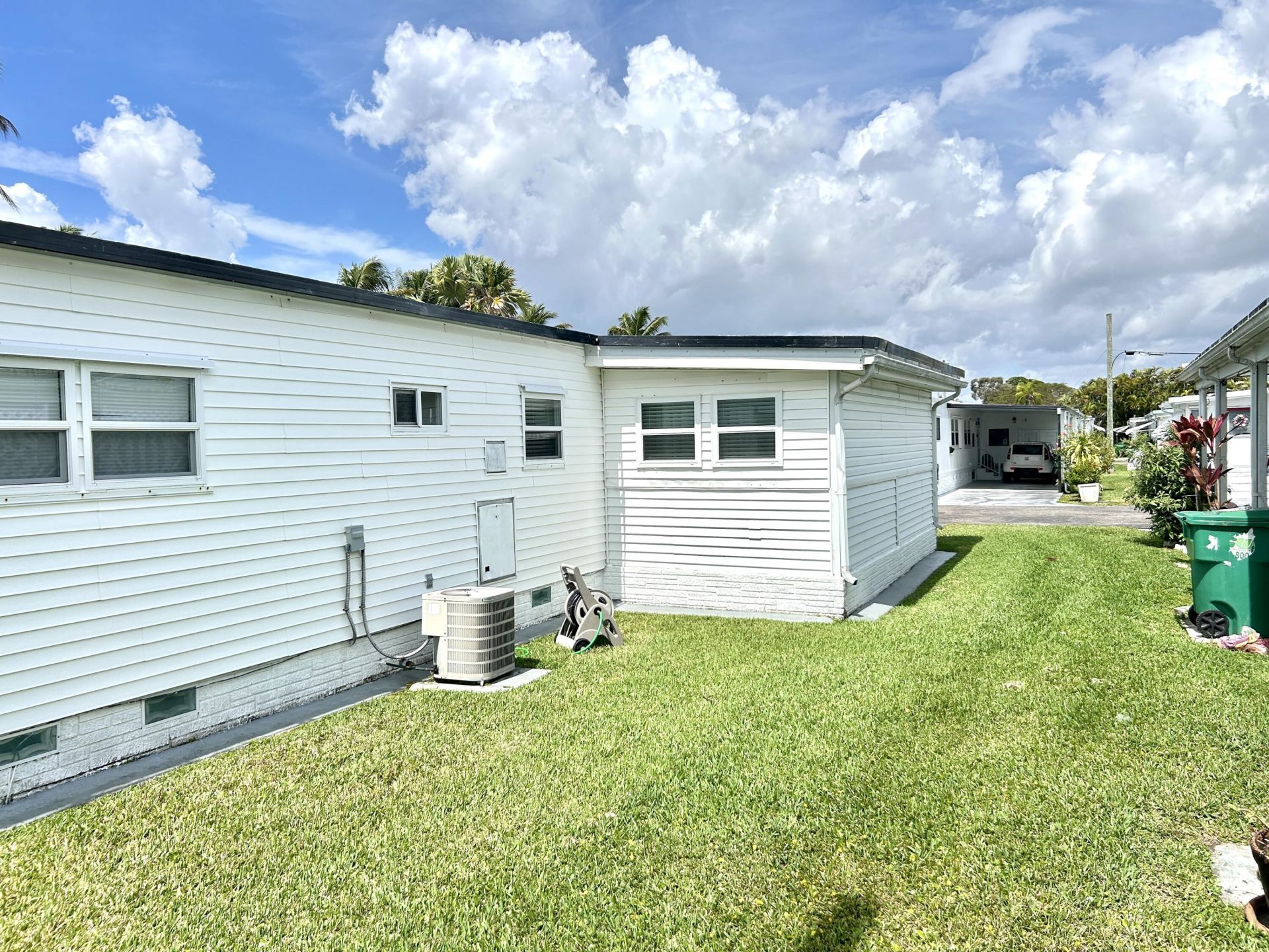 3240 State Street, Hollywood, FL 33021 Photo