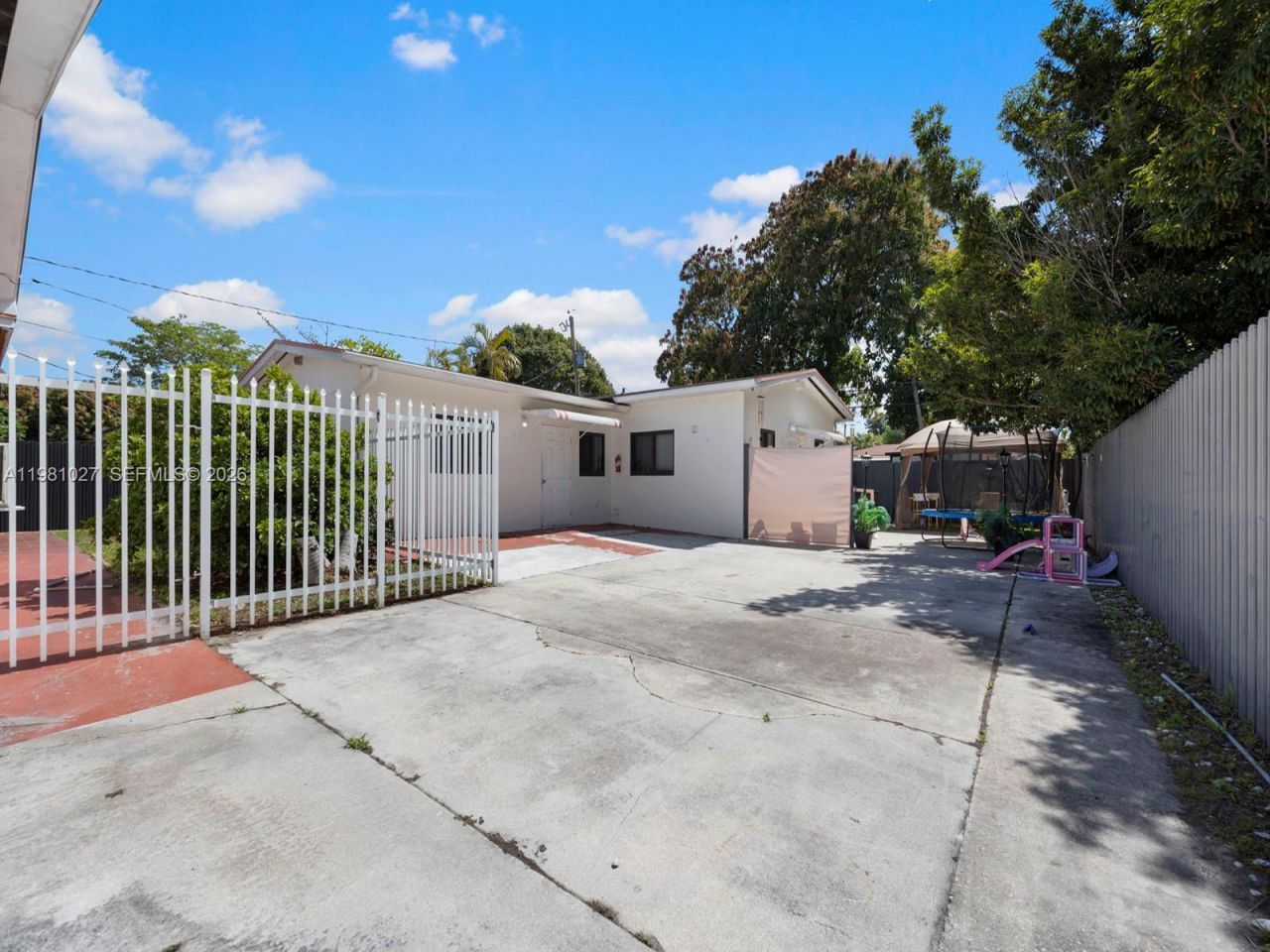 252 E 36th St, Hialeah, FL 33013 Photo
