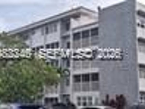 215 SE 3rd Ave, Unit 101A, Hallandale Beach, FL 33009