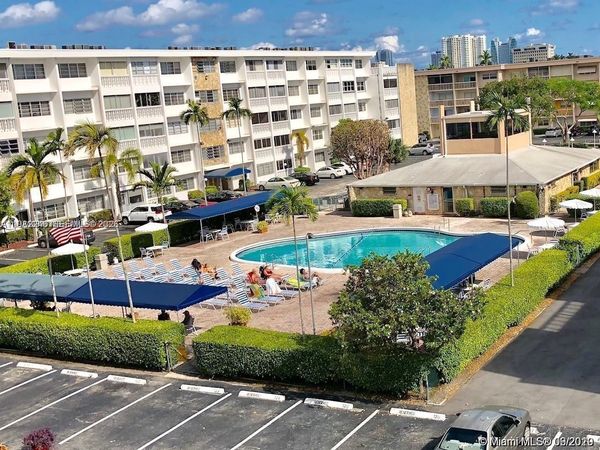 215 SE 3rd Ave, Unit 101A, Hallandale Beach, FL 33009