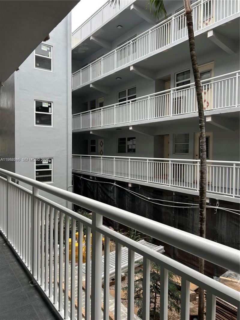 215 SE 3rd Ave, Unit 101A, Hallandale Beach, FL 33009 Photo