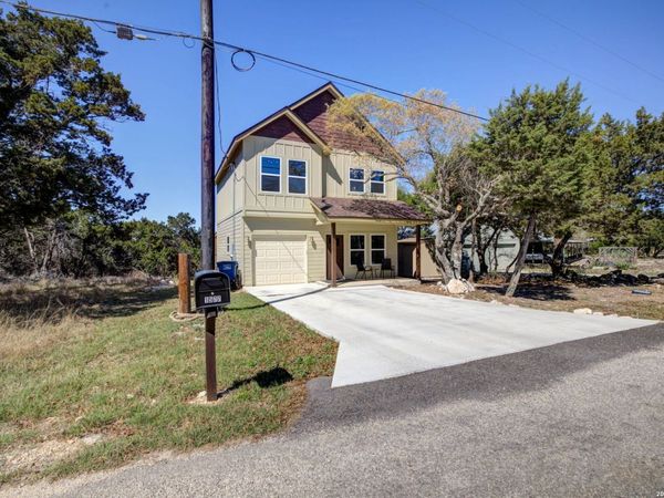 1577 Whispering Hills, Canyon Lake, TX 78133