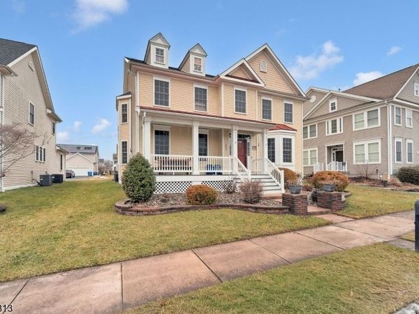 7 Colemantown Dr, Chesterfield, NJ 08515