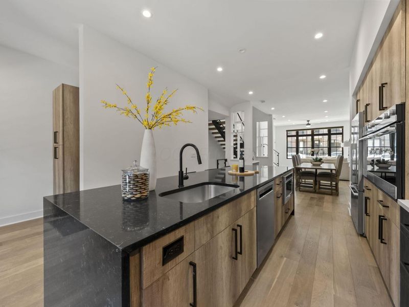 318 Cornelius Street, Unit 6, Columbus, OH 43215 Photo 17