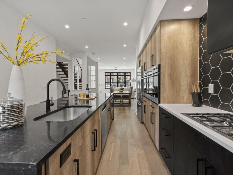 318 Cornelius Street, Unit 6, Columbus, OH 43215 Photo 19