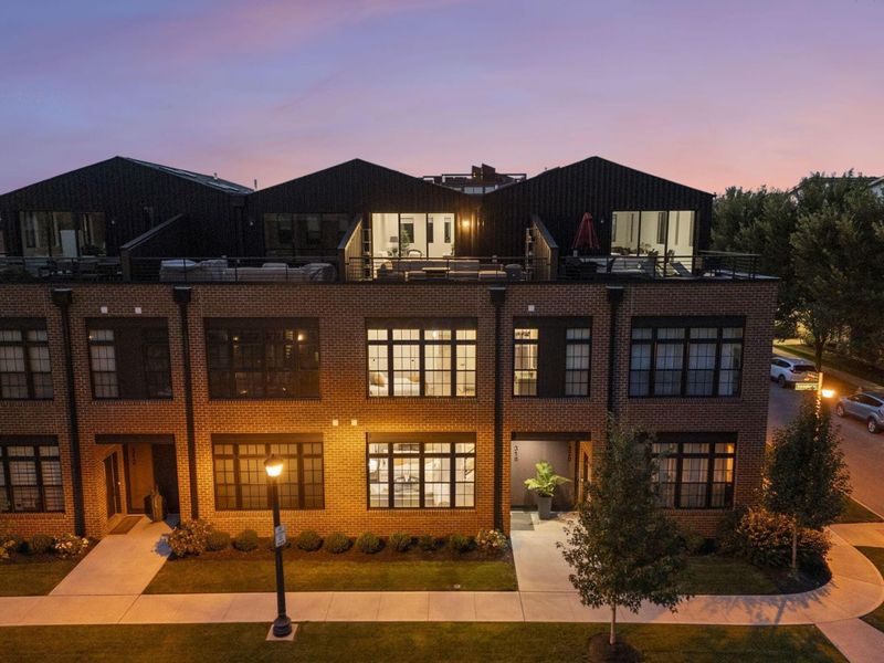 318 Cornelius Street, Unit 6, Columbus, OH 43215 Photo 2