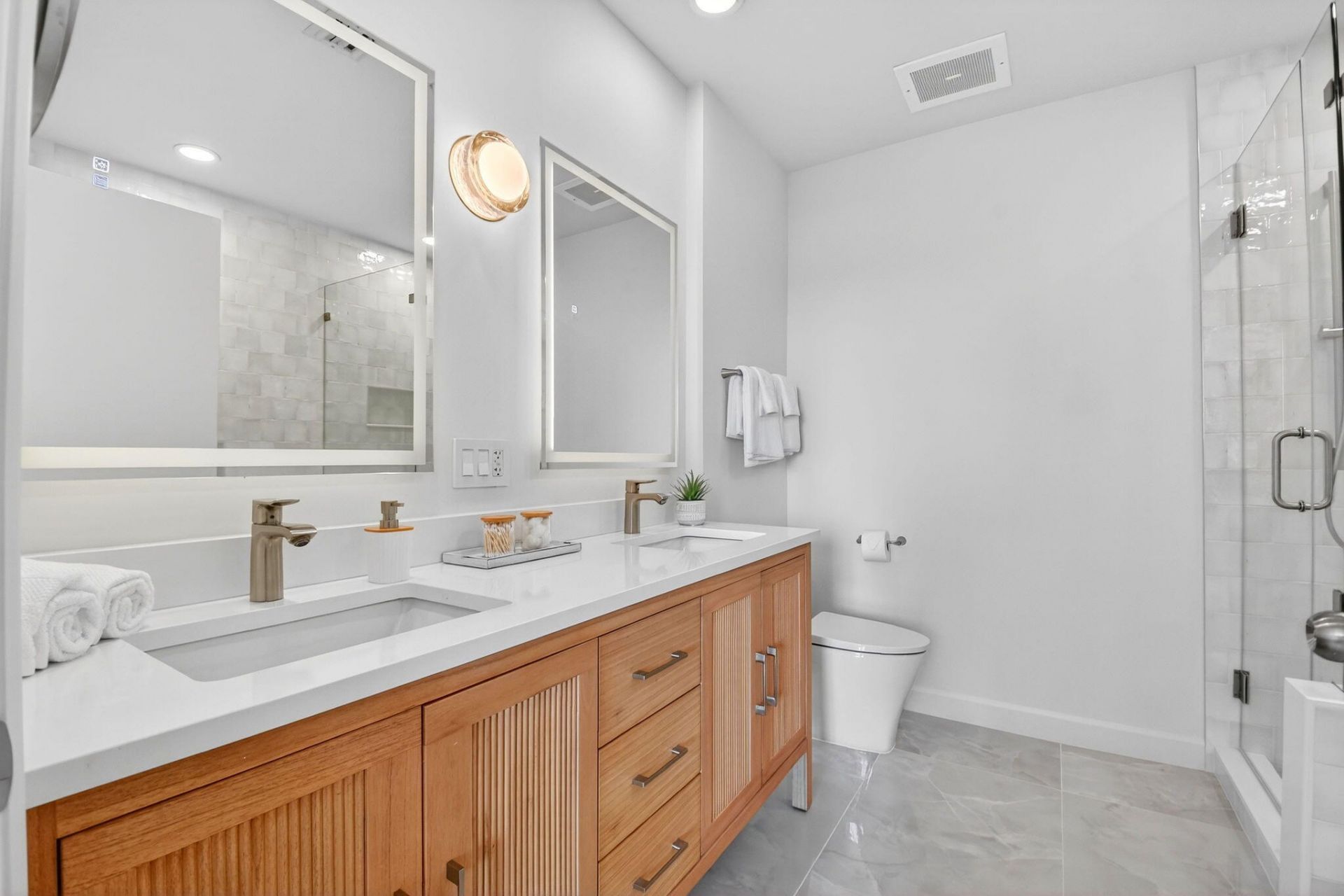 550 Okeechobee Boulevard, Unit Lph-07, West Palm Beach, FL 33401 Photo