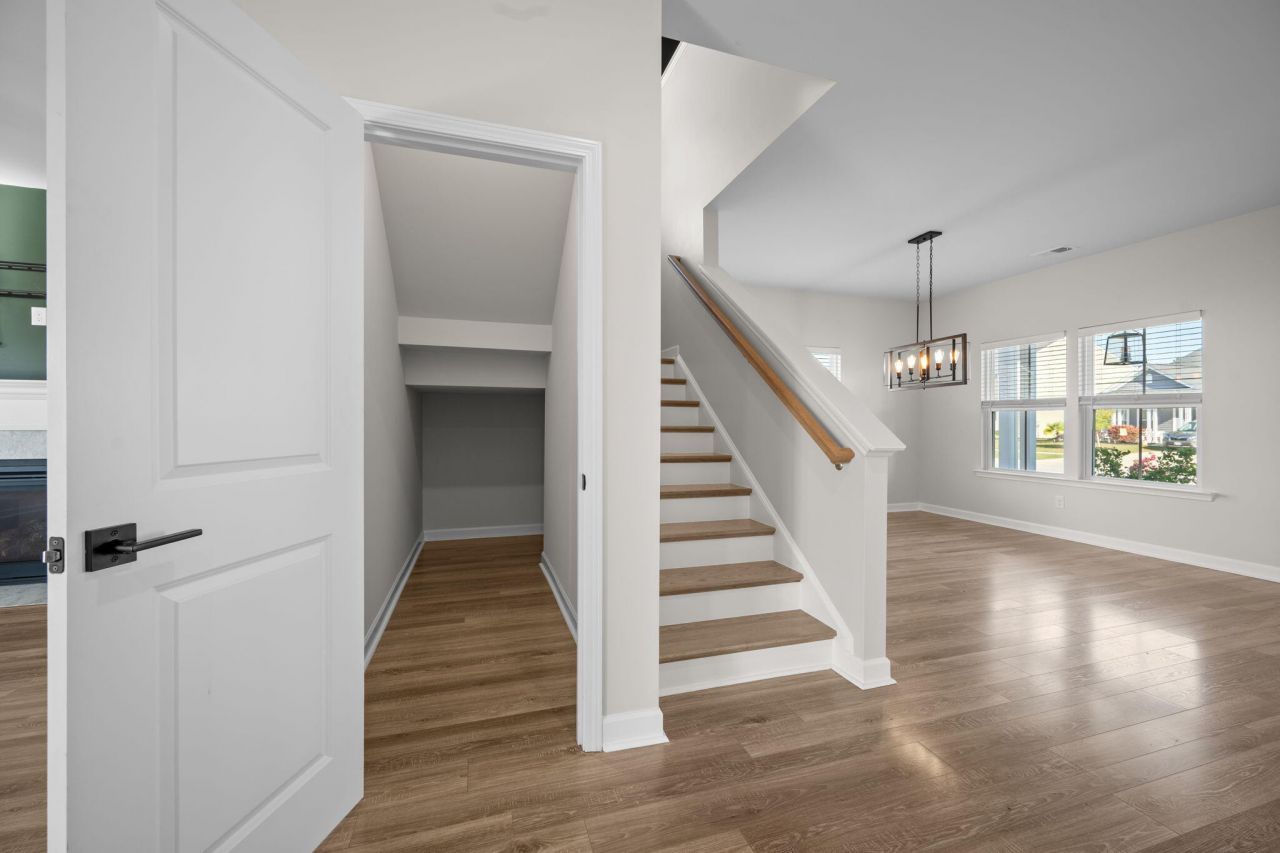 417 Carrara Drive Photo 17