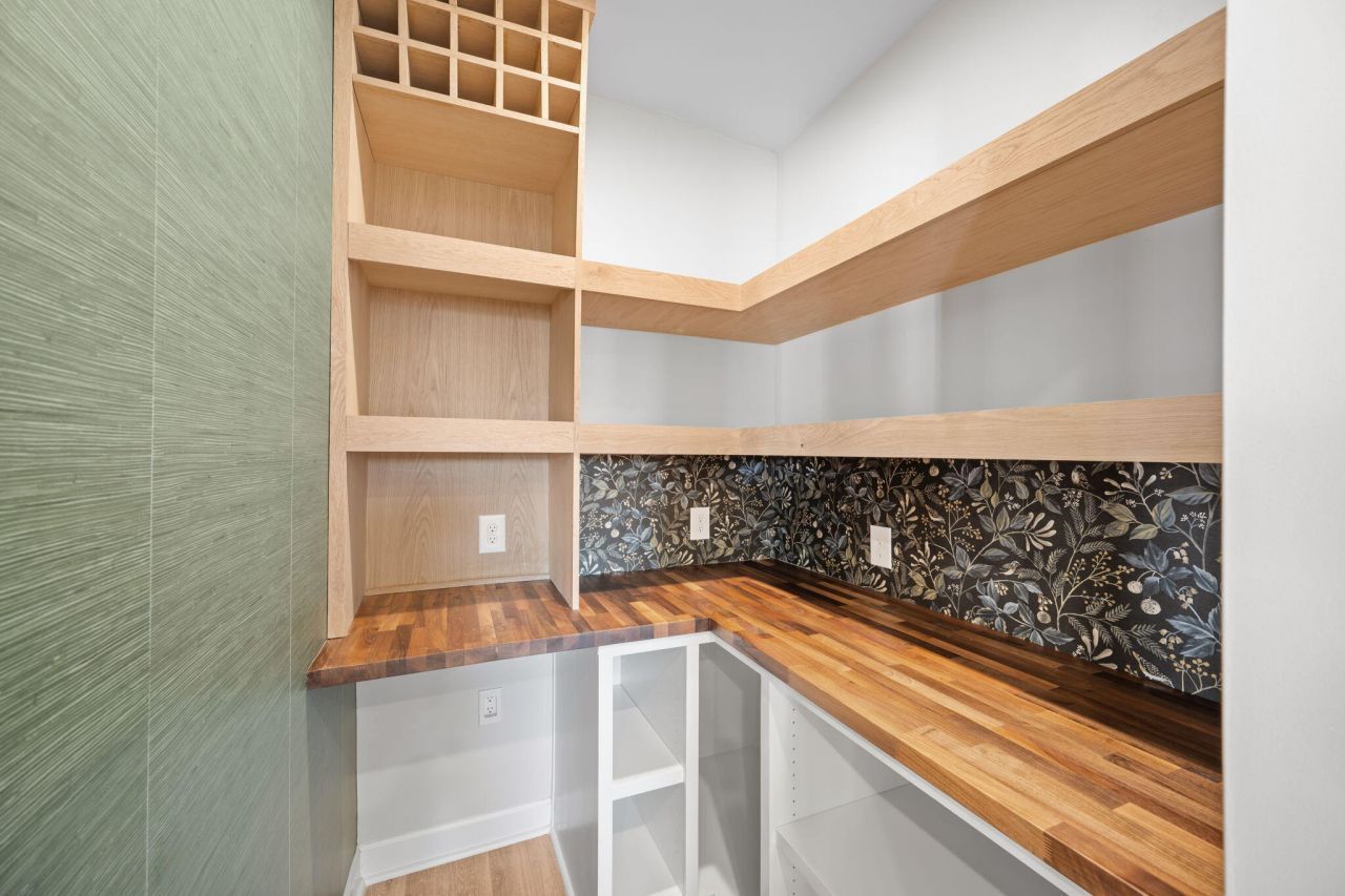 417 Carrara Drive Photo 34