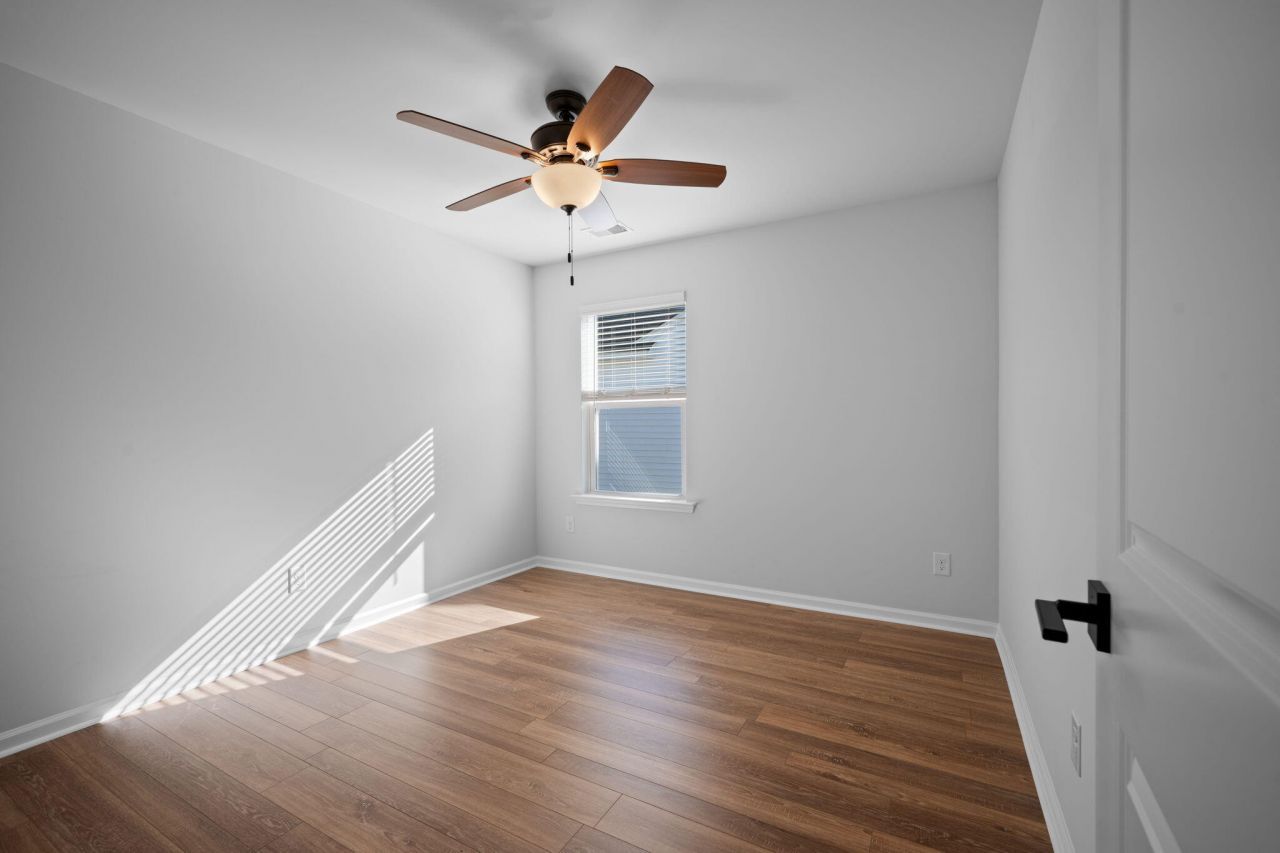 417 Carrara Drive Photo 54