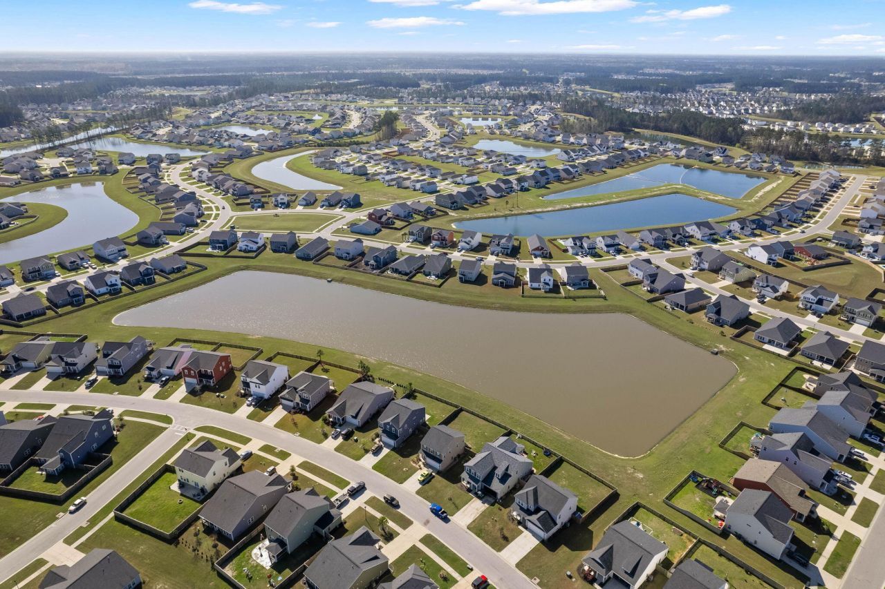 417 Carrara Drive Photo 8