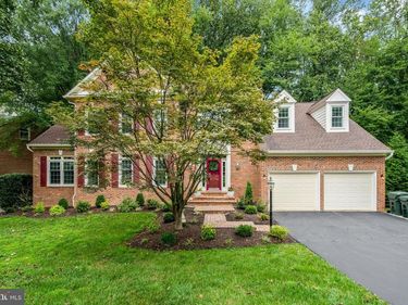11181 LONGWOOD GROVE DRIVE, RESTON, VA 20194