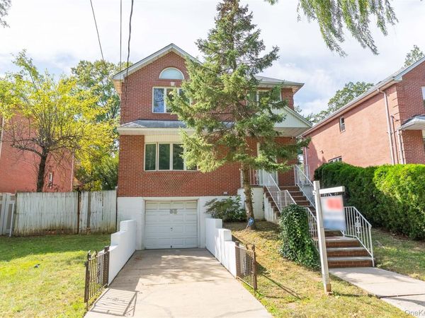 8716 Palo Alto Street , Hollis, NY 11423