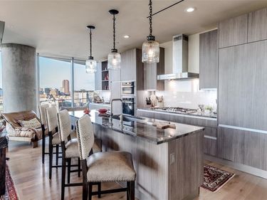 3130 N Harwood Street, Unit 1604, Dallas, TX 75201